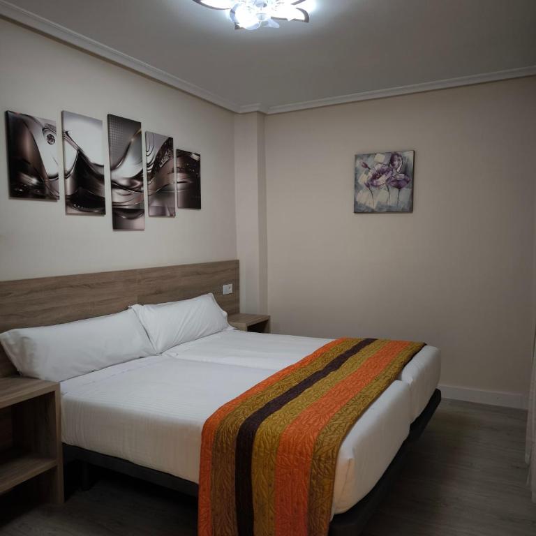 Pensión del Norte - Habitación Doble con baño privado - 2 camas - 2