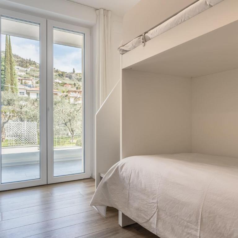 Trilo AriaLuce - Two-Bedroom Apartment with Balcony - 19