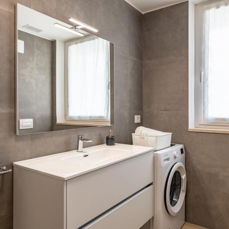 Trilo AriaLuce - Two-Bedroom Apartment with Balcony - 34