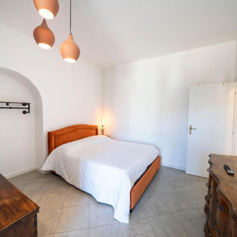 Five Elements Apartments Nature and Relax near Lake Garda - Camera Matrimoniale con Vista Giardino - 2