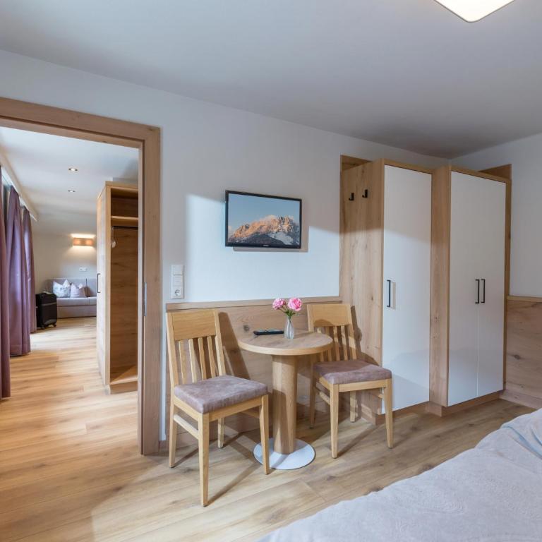 Apartments Rosenhof - Apartment mit 1 Schlafzimmer - 4