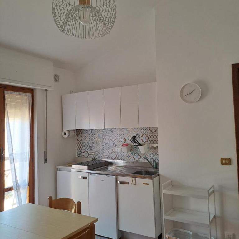 Casa ADRI - Appartamento con 1 Camera da Letto - 9