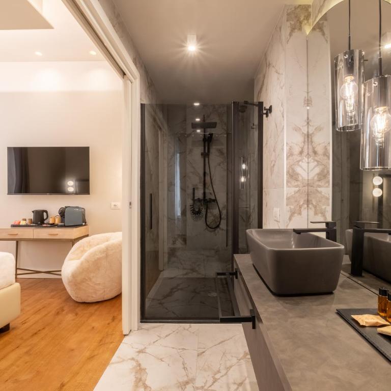 Luxury Suites in the Heart of Cagliari - Junior Suite Deluxe - 19