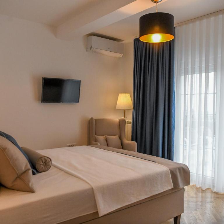 Vila sa bazenom Vrnjačka Idila - Studio sa Terasom - 21