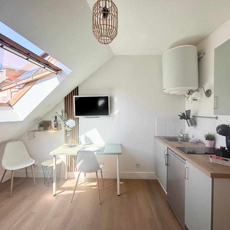 Le Saint Jacques "Belle Étoile" Logement climatisé Hyper-Centre - One-Bedroom Apartment - 16