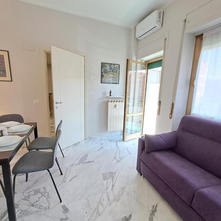 Torre Spaccata Apartment for 6 with parking - Apartment mit 2 Schlafzimmern und Balkon - 19