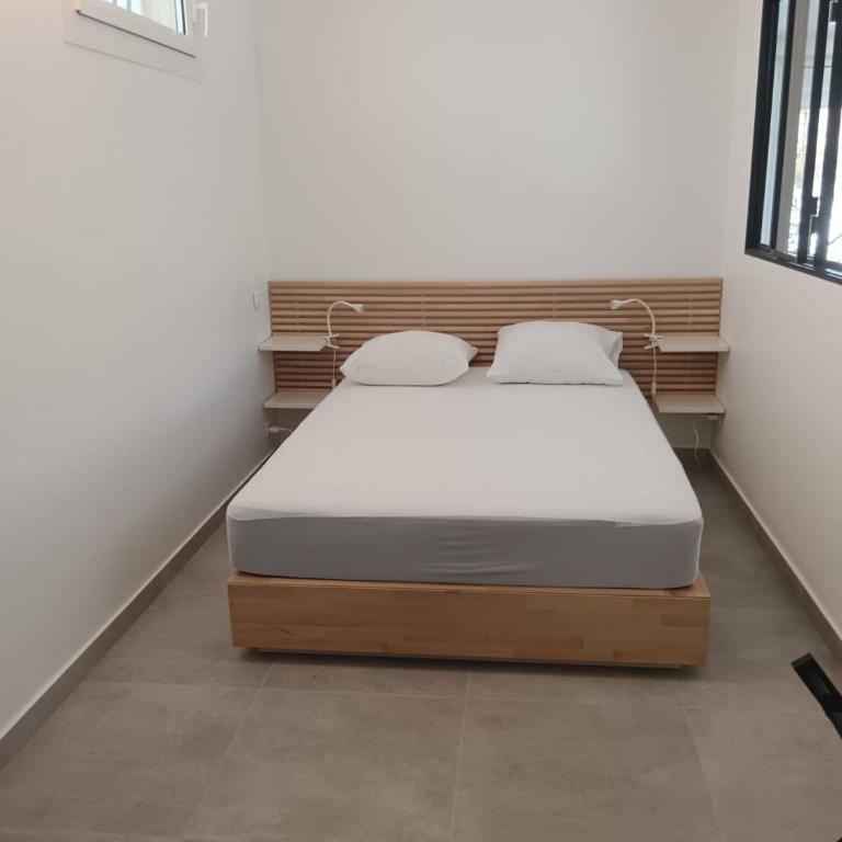 La maison de Marie Hélène 2 piscine partagée - Villa Standard - 11