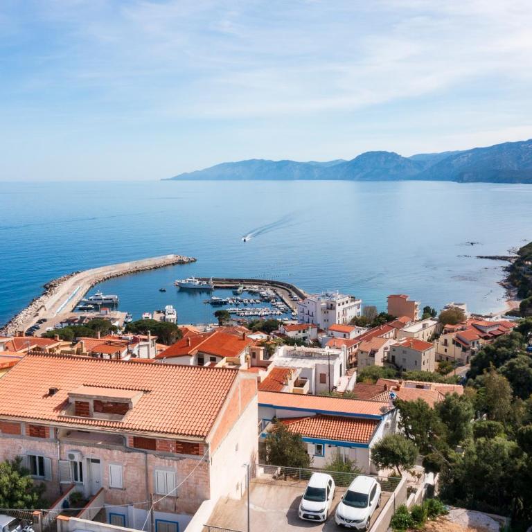 Casa Colombo - Appartamento con 2 Camere da Letto e Vista Mare - 3