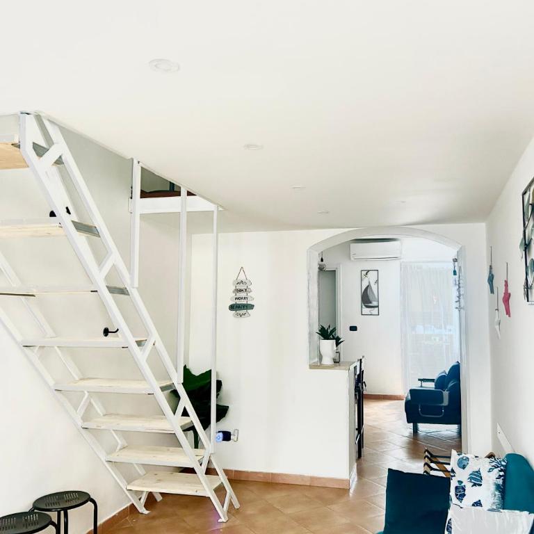 Savona Sea - Appartamento con 1 Camera da Letto - 1