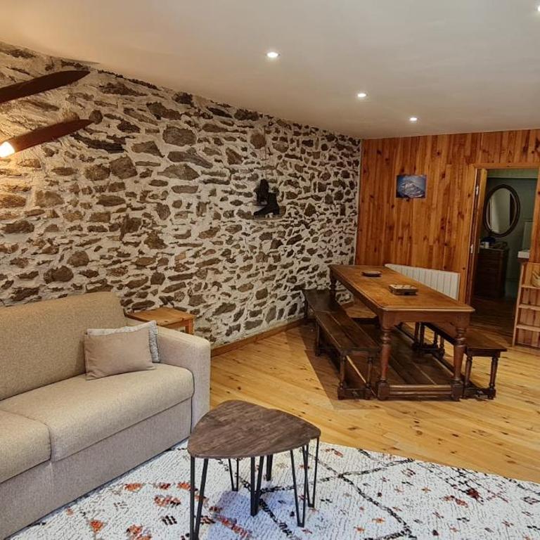 La Frisanfave, Maison de village, centre 65M2 - Maison 1 Chambre - 17