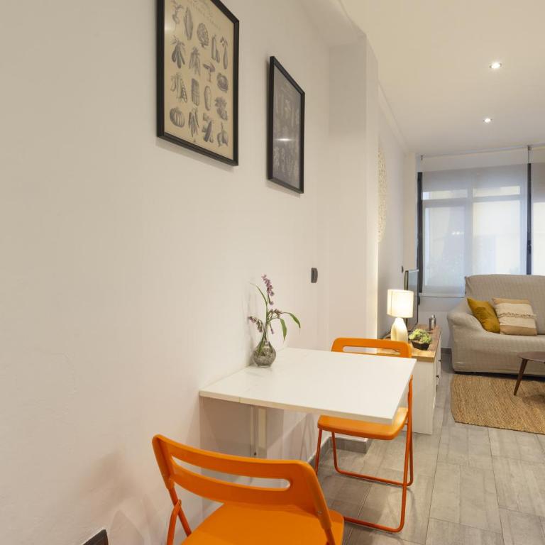 -MalagaSunApts- Quiet courtyard Andes Perez - Estudio - 9