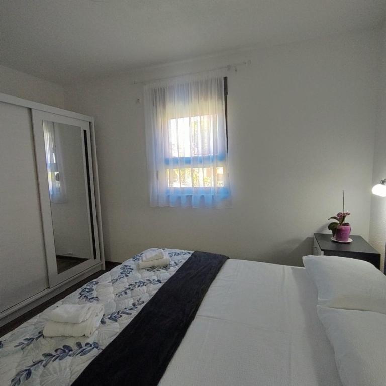 Apartman Orhideja - One-Bedroom Apartment - 8