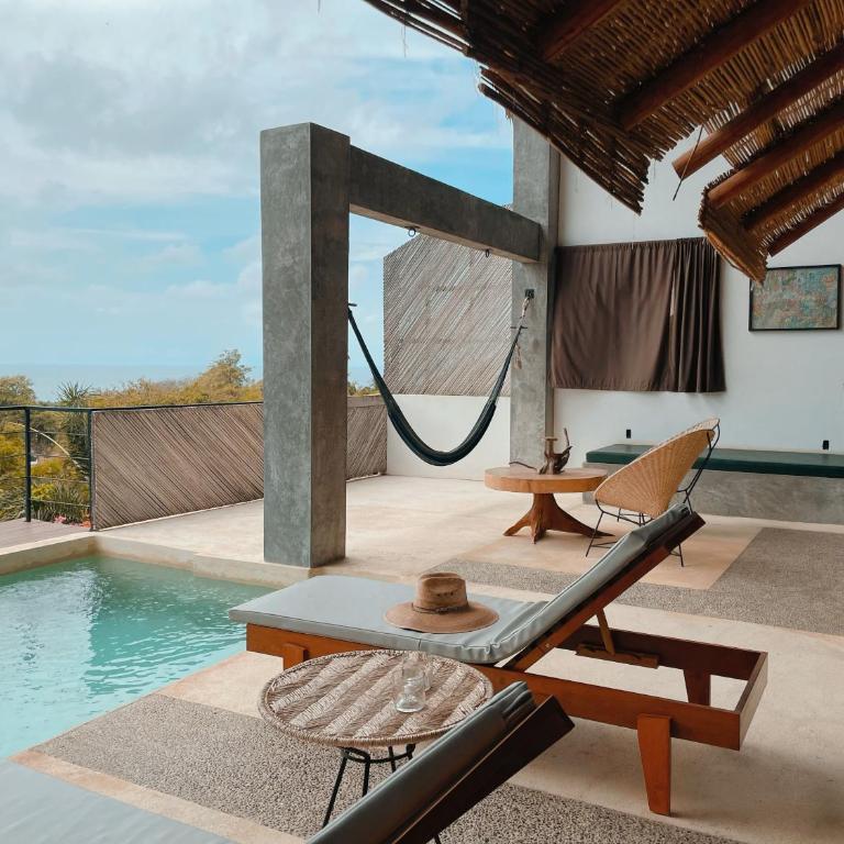 Casa Coco Nogales in La Punta Zicatela - Two-Bedroom House - 5