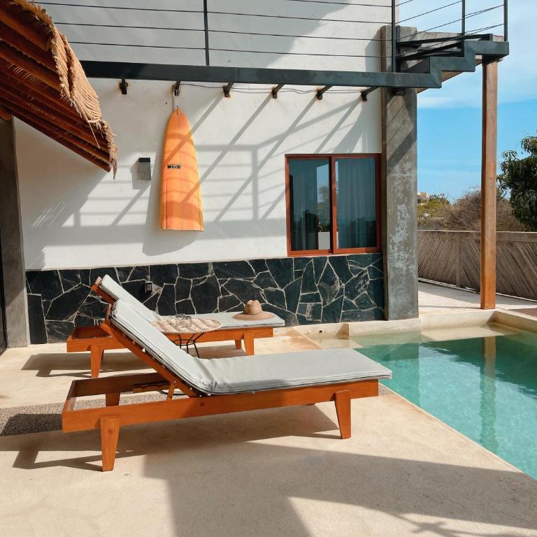 Casa Coco Nogales in La Punta Zicatela - Two-Bedroom House - 10