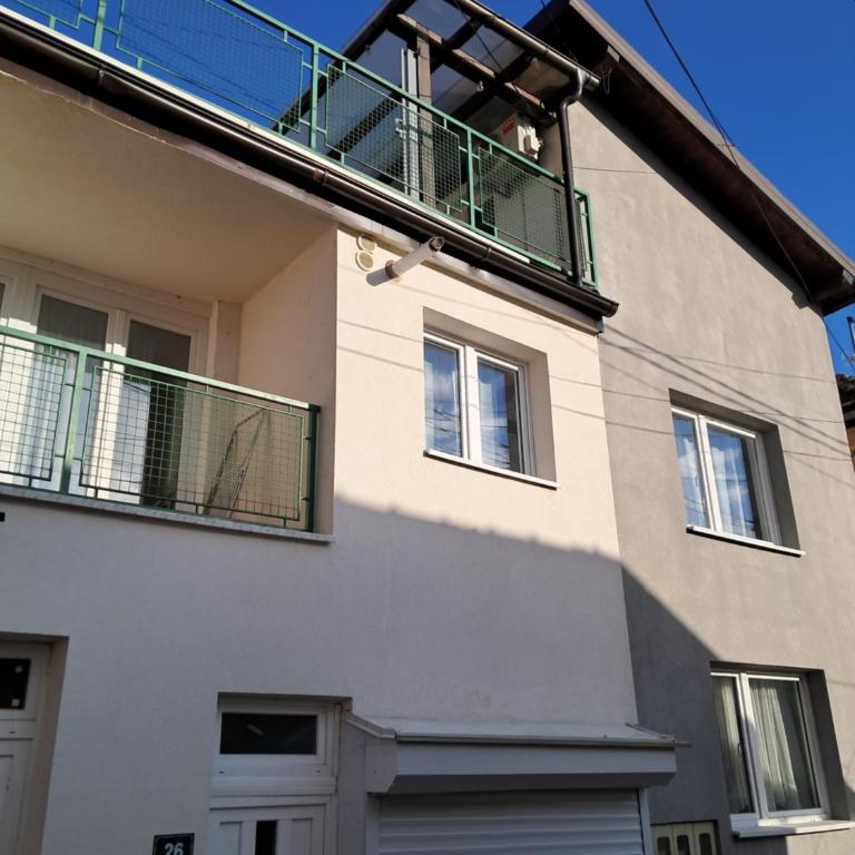 Sarajevo Cozy Attic and Backyard apartment - Apartman sa 2 Spavaće Sobe - 33