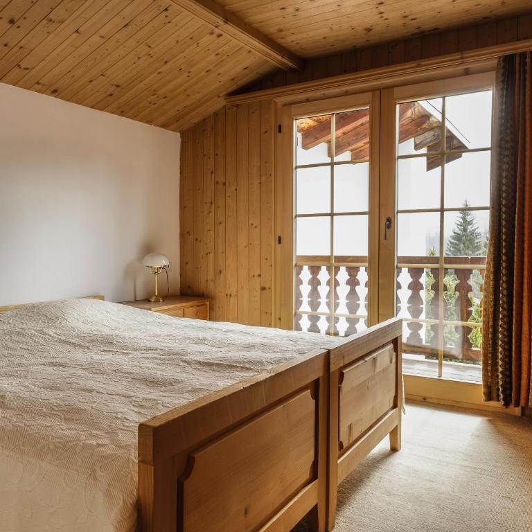 Haus 3 - 5 Zimmer Haus mit Garten in ruhiger Wohngegend - Apartment - 3