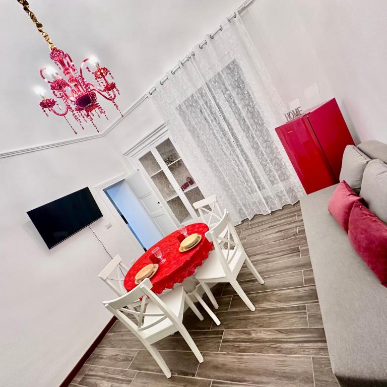 Historic Center Home - Three-Bedroom Apartment - 13