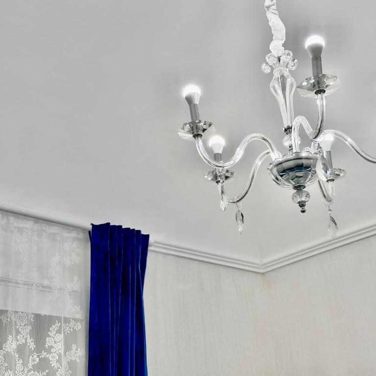 Historic Center Home - Three-Bedroom Apartment - 27