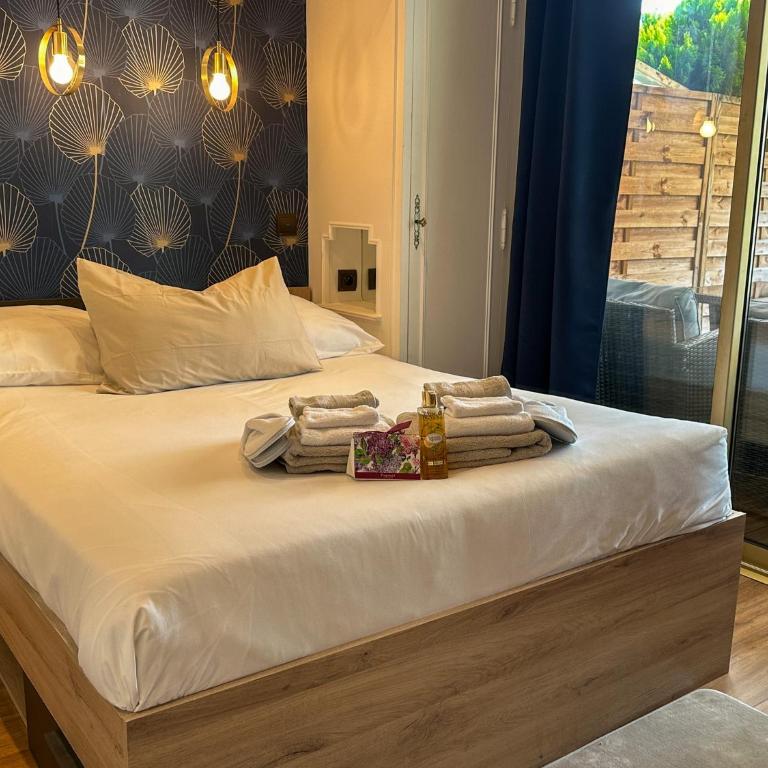 Piscine privée, Plages à pied & Palais à proximité - Appartement 1 Chambre avec Terrasse - 11