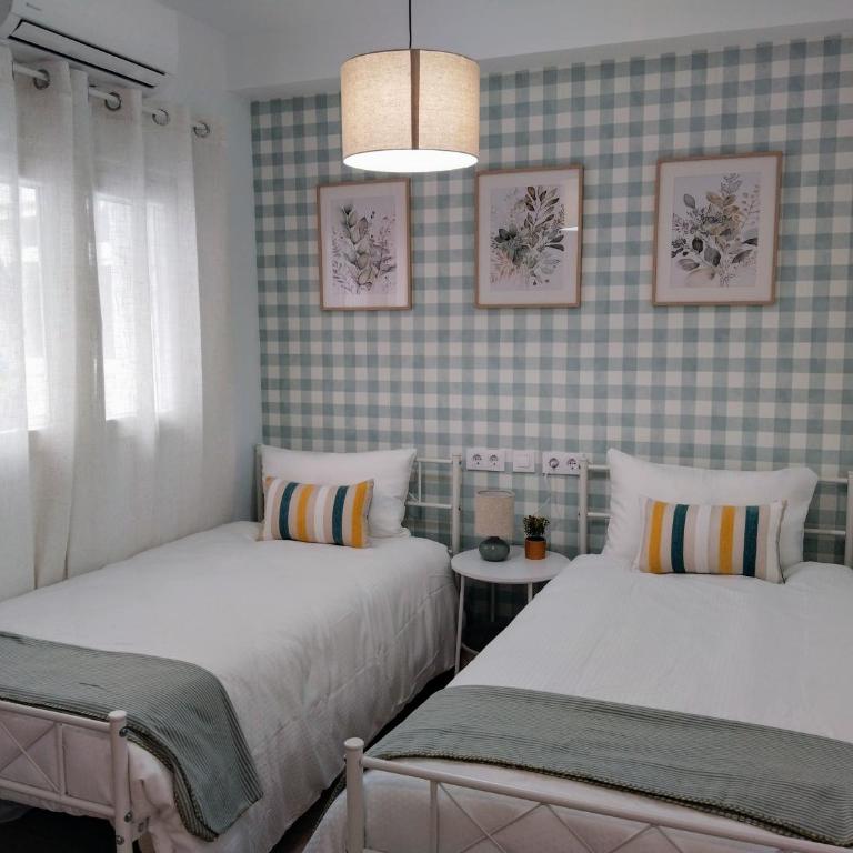 Alojamientos Cayetino, parking gratuito - Two-Bedroom Apartment - 10