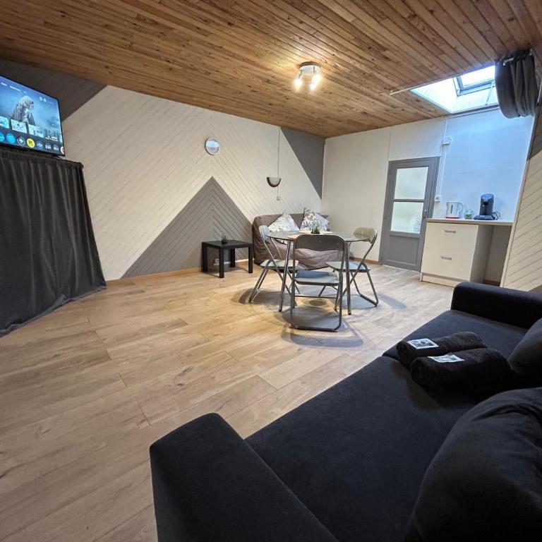 Au Bouquet Troyen - Wifi - Calme et tranquillité - Apartment - 15
