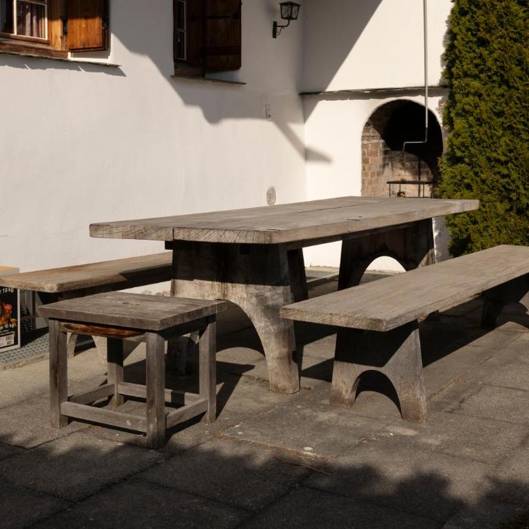 Haus 1 - 4.5 Zimmer Haus in ruhiger Wohngegend mit Garten - Apartment mit 3 Schlafzimmern - 7