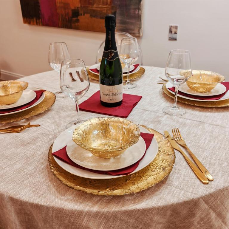 Jonathan Luxury Apartment Trieste Station - Appartamento con 2 Camere da Letto - 16