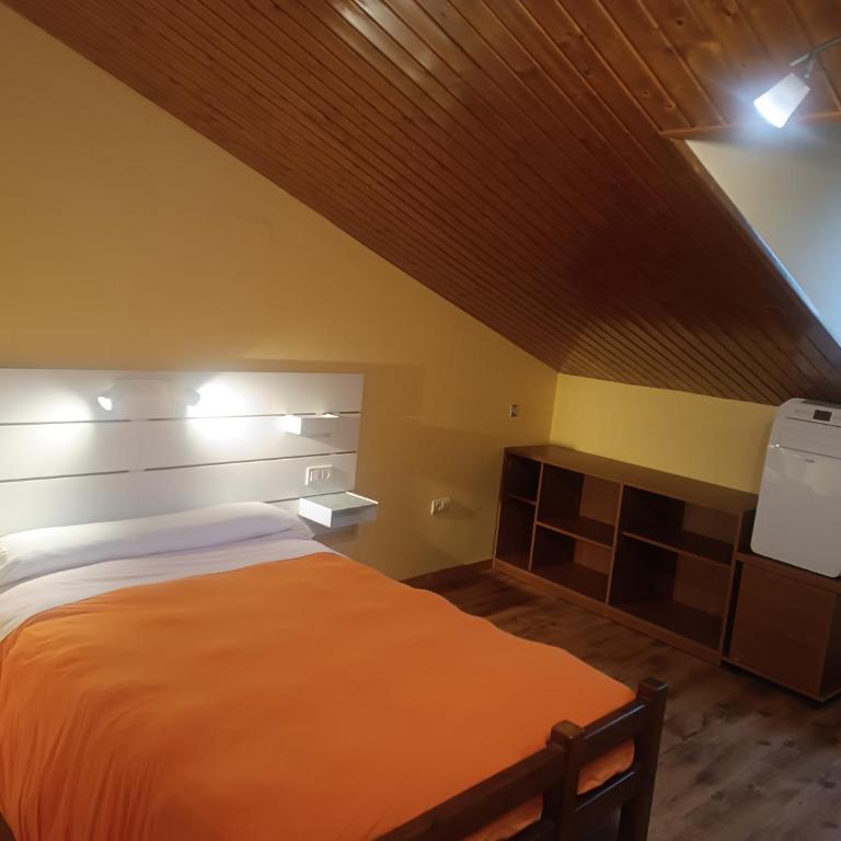 Mora de Nuei - Habitación Familiar con baño privado - 9