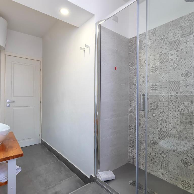 NiMa Apartment - One-Bedroom Apartment - 14