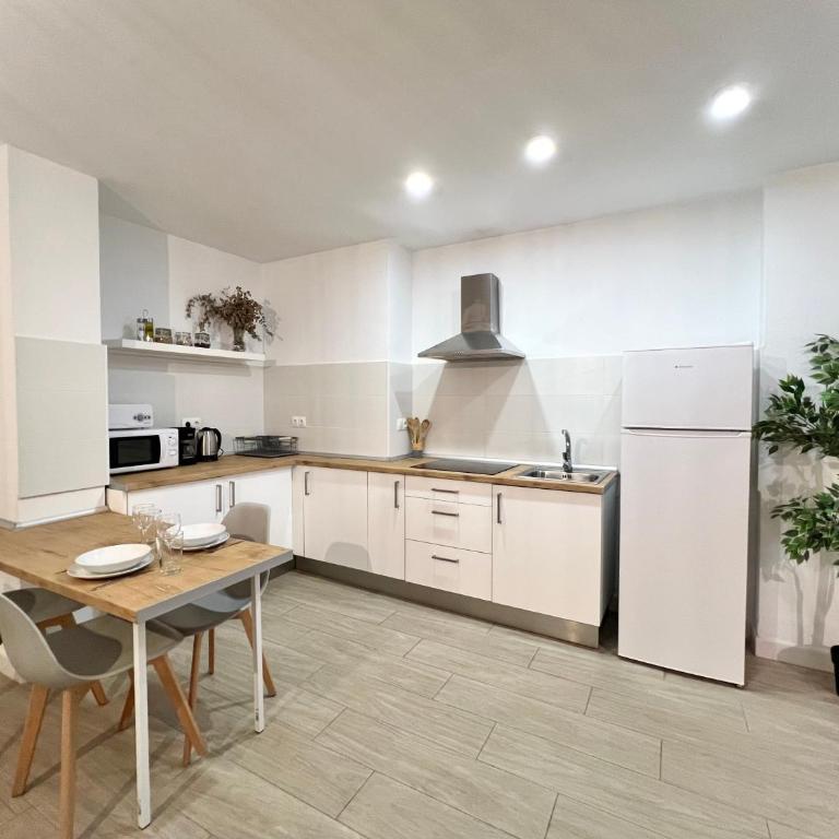 San Isidro City Center and Beach Studio Apartments - Estudio Superior - 5