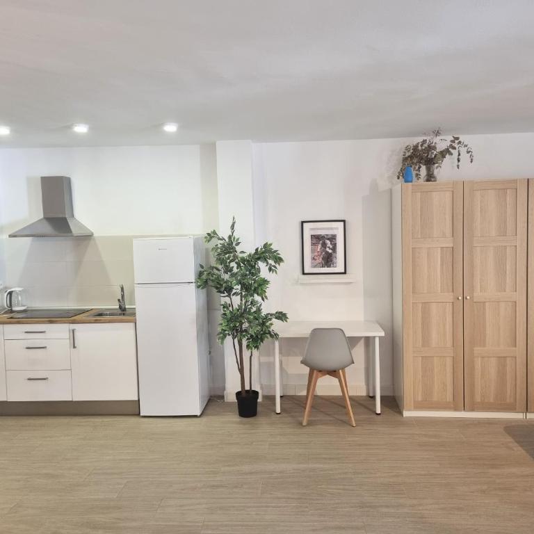 San Isidro City Center and Beach Studio Apartments - Estudio Superior - 6