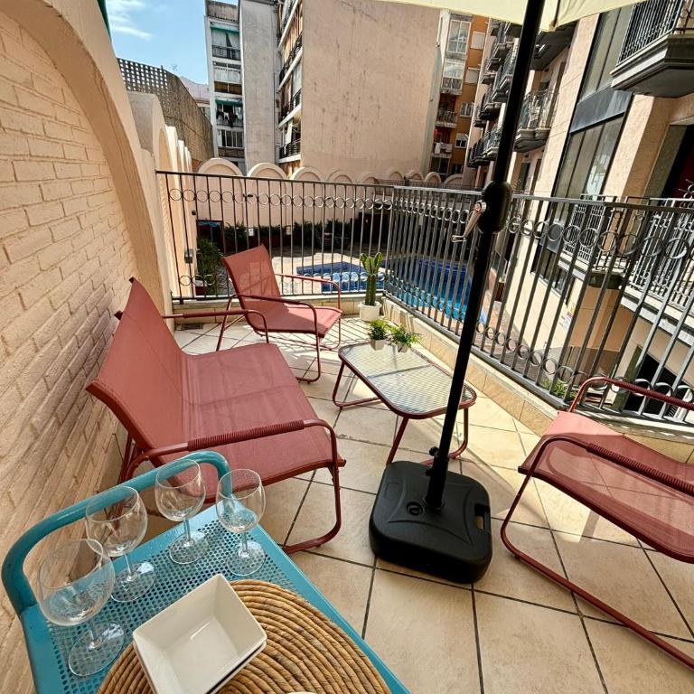Casa Tita - Exclusivo Apartamento con Gran Terraza y Vistas a la Piscina en Lloret de Mar - Apartamento de 2 dormitorios - 7