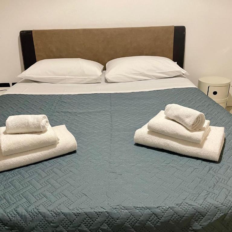 Domus Pellicciai - Standard Double Room with Shared Bathroom - 12