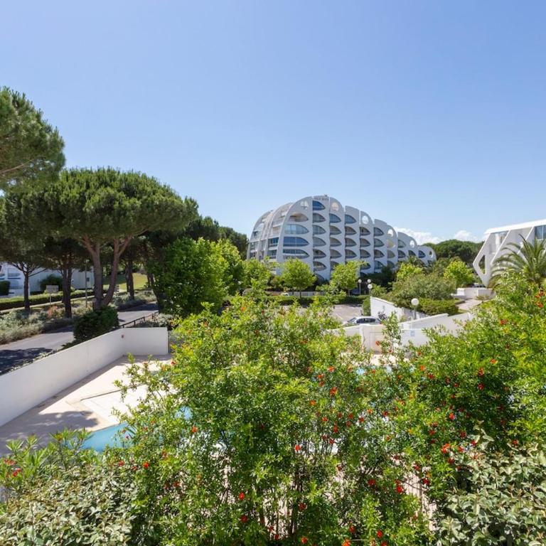 Chez Hervé - Charmant appartement avec piscine et parking - Two-Bedroom Apartment - 21