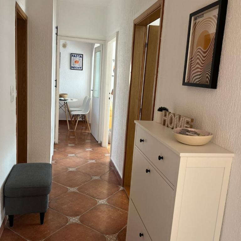 Cozy & Sunny 2-bedroom in best location in the city - Two-Bedroom Apartment - 10