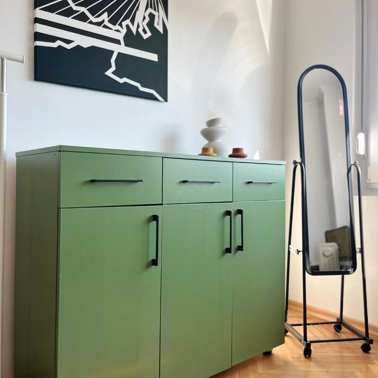 Cozy & Sunny 2-bedroom in best location in the city - Two-Bedroom Apartment - 14