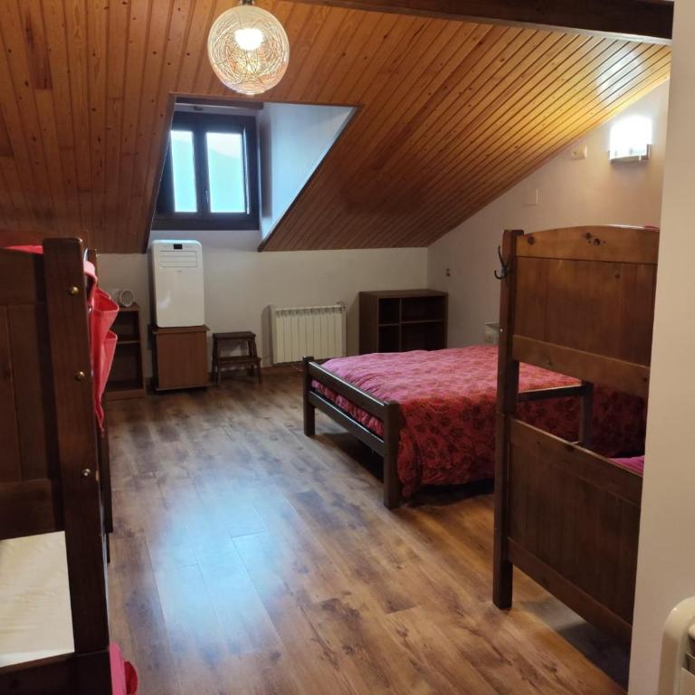Mora de Nuei - Habitación Familiar con baño privado - 7
