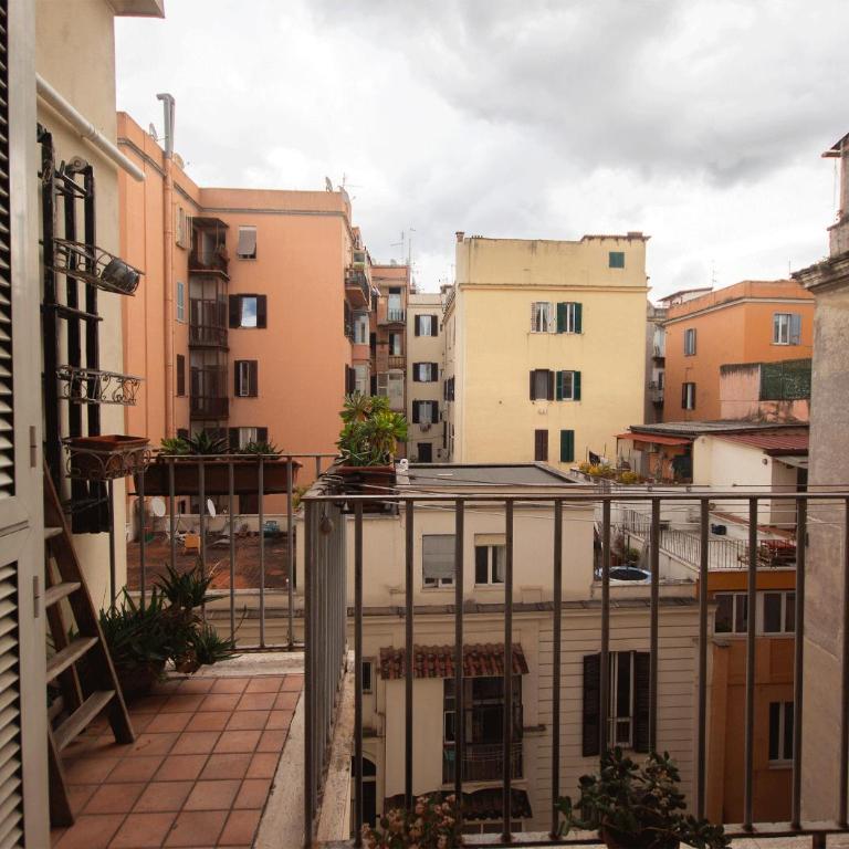 Vicino alla Basilica di Santa Maria Maggiore - Appartamento con 2 Camere da Letto - 40