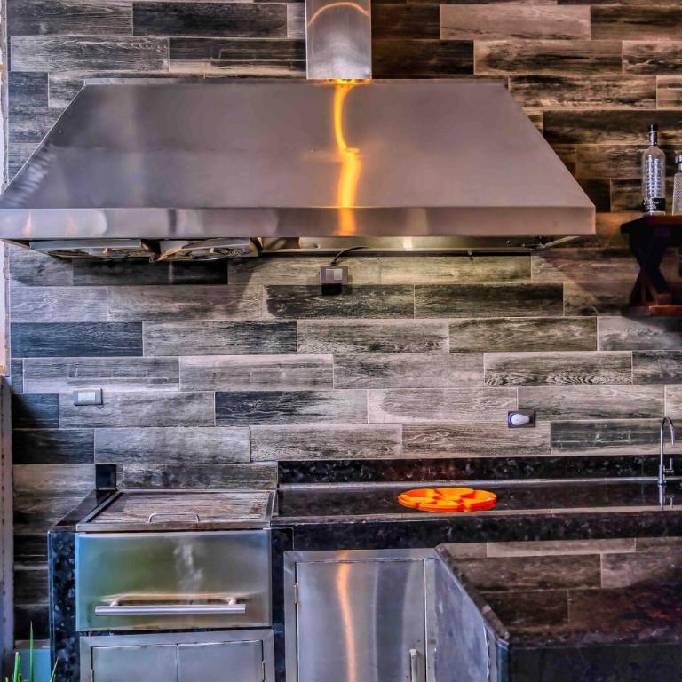 Unique FAMILY CAVE Heated Pool on demand - Casa - 15