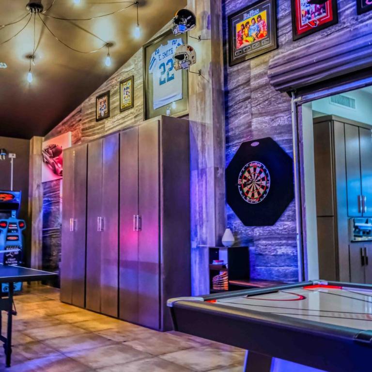 Unique FAMILY CAVE Heated Pool on demand - Casa - 28