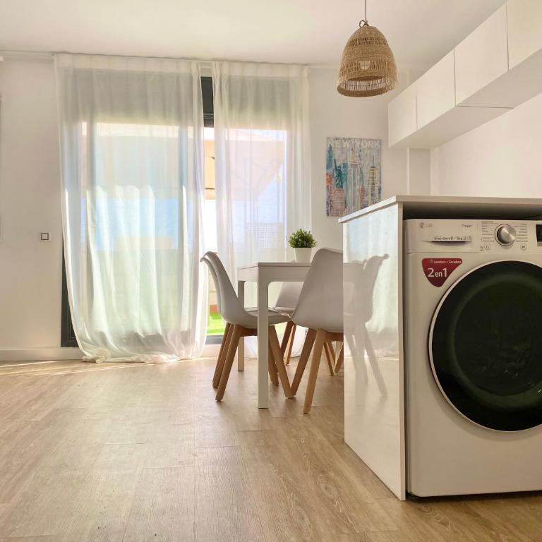 Ático con Vistas al Mar a un Paso del Centro - Apartamento de 2 dormitorios - 12