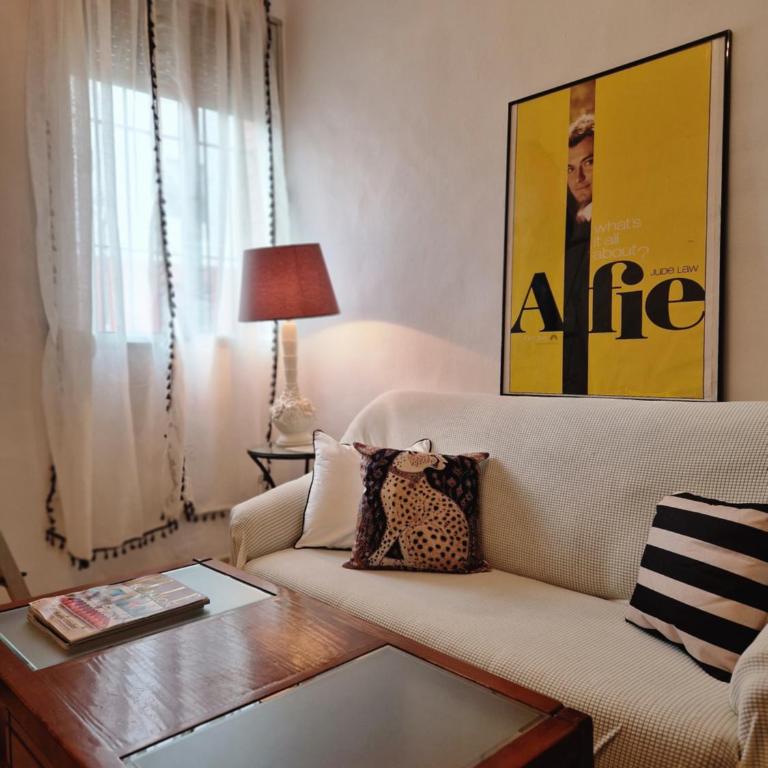 Las naranjas de reina mercedes aparcamiento en la misma puerta - Apartamento de 2 dormitorios - 26