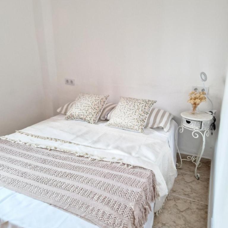 Las naranjas de reina mercedes aparcamiento en la misma puerta - Apartamento de 2 dormitorios - 28