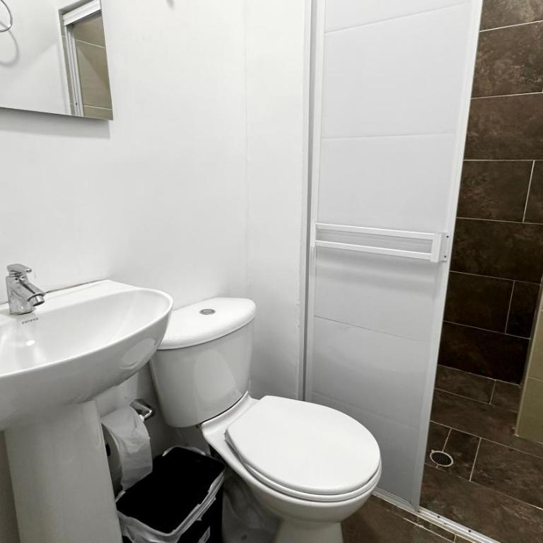 HOTEL LA FLORESTA - Habitación Doble - 1 o 2 camas - 10