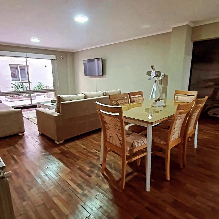 Departamento Caseros Centro - Apartamento Superior de 2 dormitorios - 11