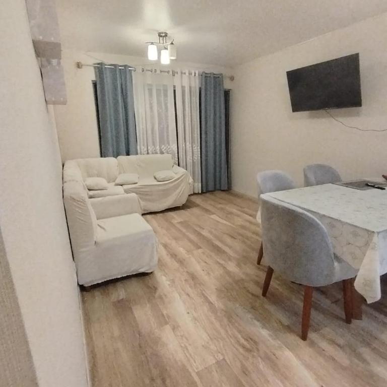 LINDO DEPARTAMENTo - Three-Bedroom Apartment - 5