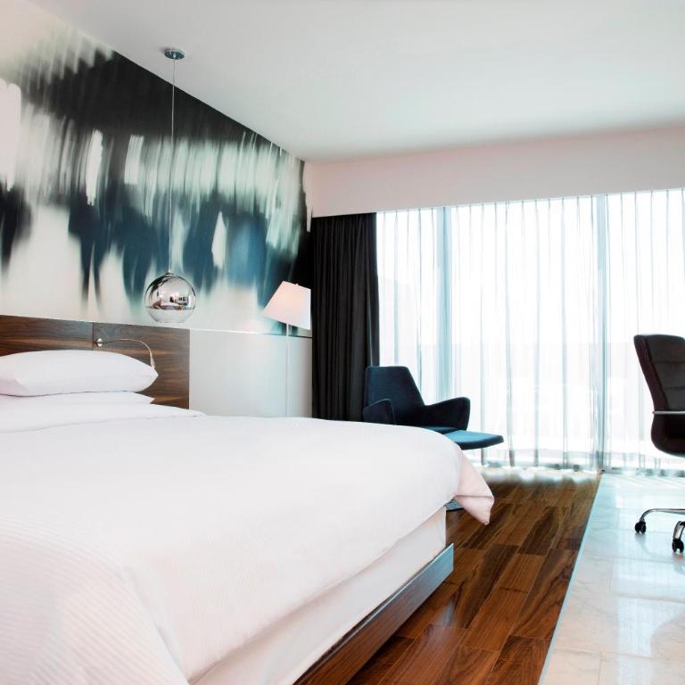 Krystal Urban Guadalajara - Habitación Doble Estándar - 2 camas dobles - 3