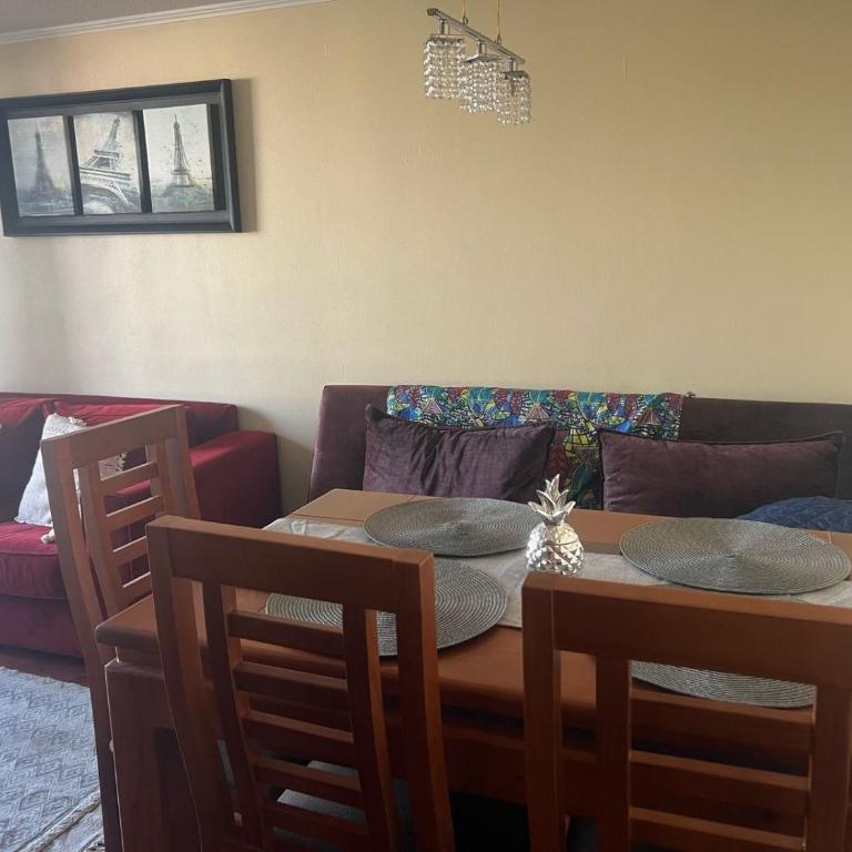 Apartment a few steps from Bustamante Parque Metro - Three-Bedroom Apartment - 40