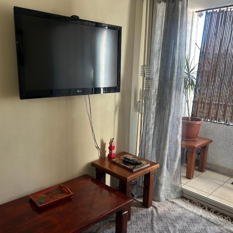 Apartment a few steps from Bustamante Parque Metro - Three-Bedroom Apartment - 50