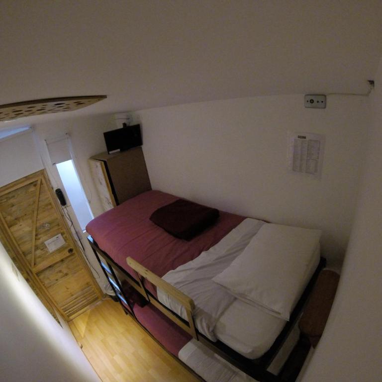 Hostal de la 57 - Habitación Doble con baño compartido - 2 camas - 5